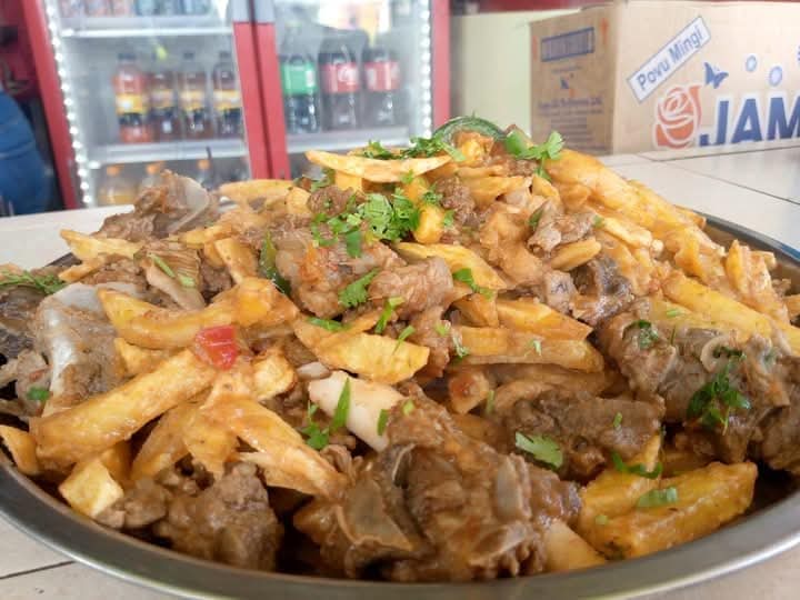 A generous serving of beef with chips and fresh coriander at Vipe Fun Park